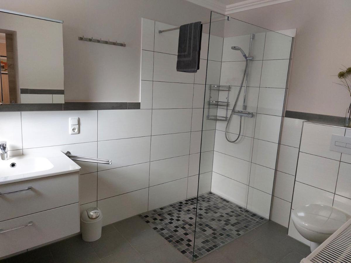 Apartamento Haus Strandlust- Gemuetliches Studio Direkt Am Duemmer Lembruch Exterior foto